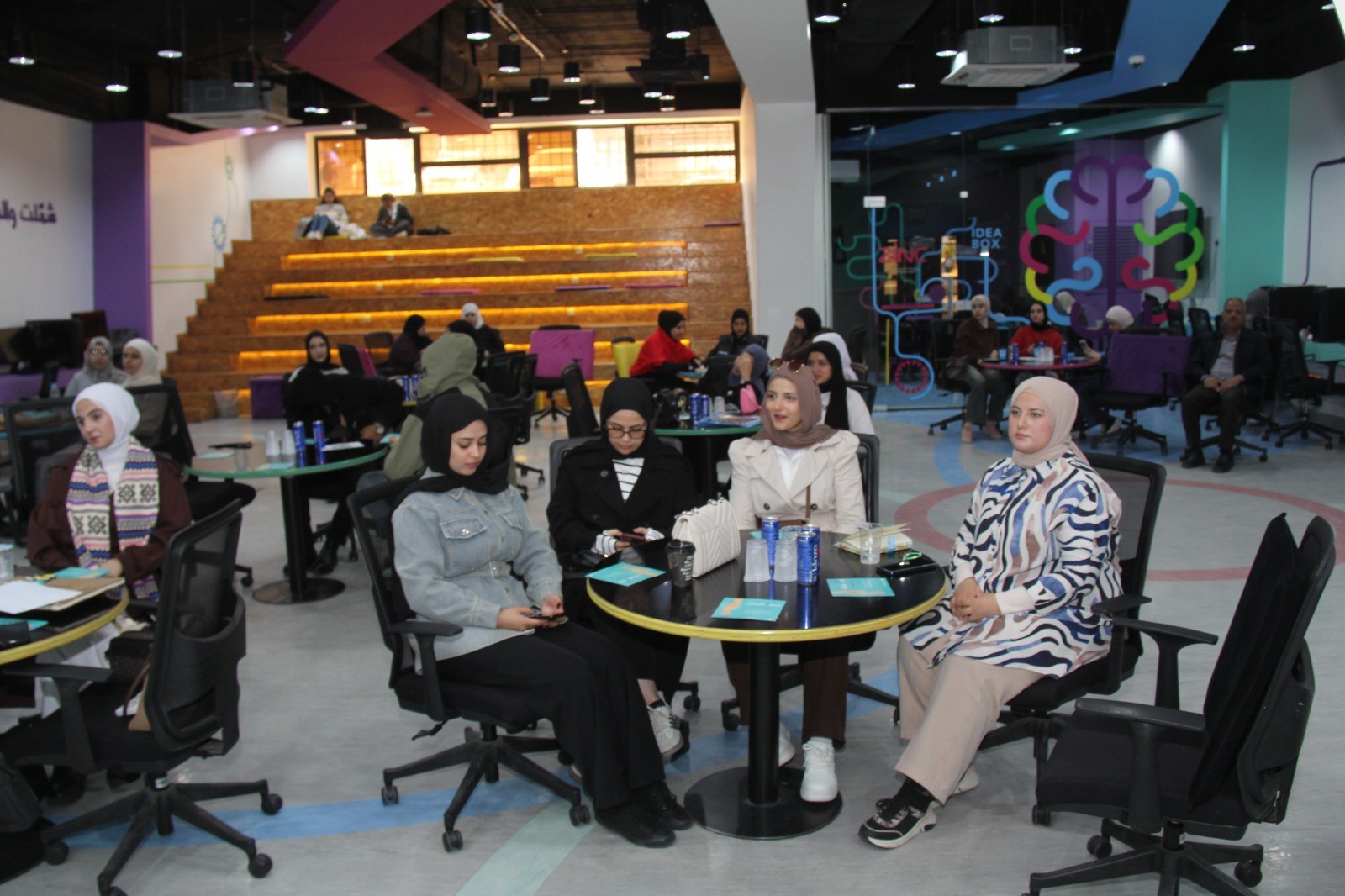 عمادة شؤون الطلبة واتحاد الطلبة ينظّمان ورشة توعوية حول الصحة النفسية